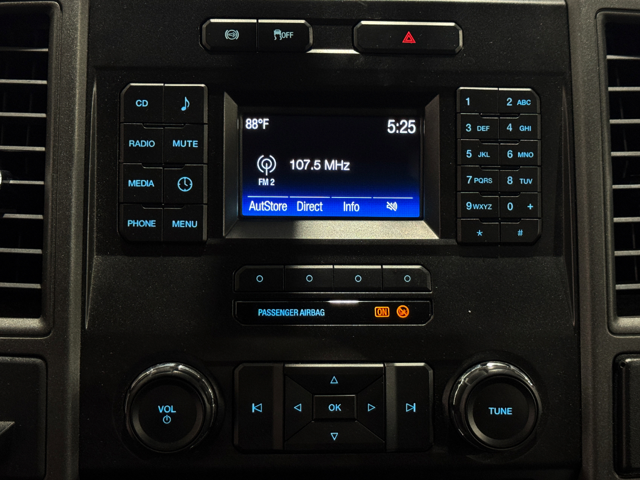 Ford Super Duty F-450 DRW  2017