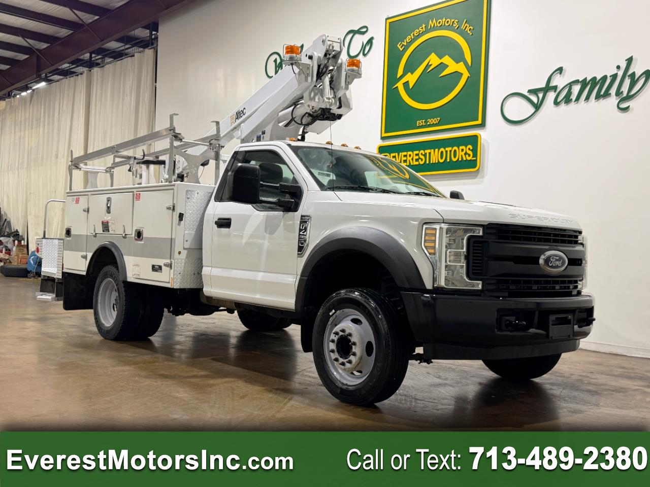 2019 Ford Super Duty F-450 DRW XL 4X2 REGCAB ALTEC BUCKET 6.8L V10 PTO GAS 1OWNER