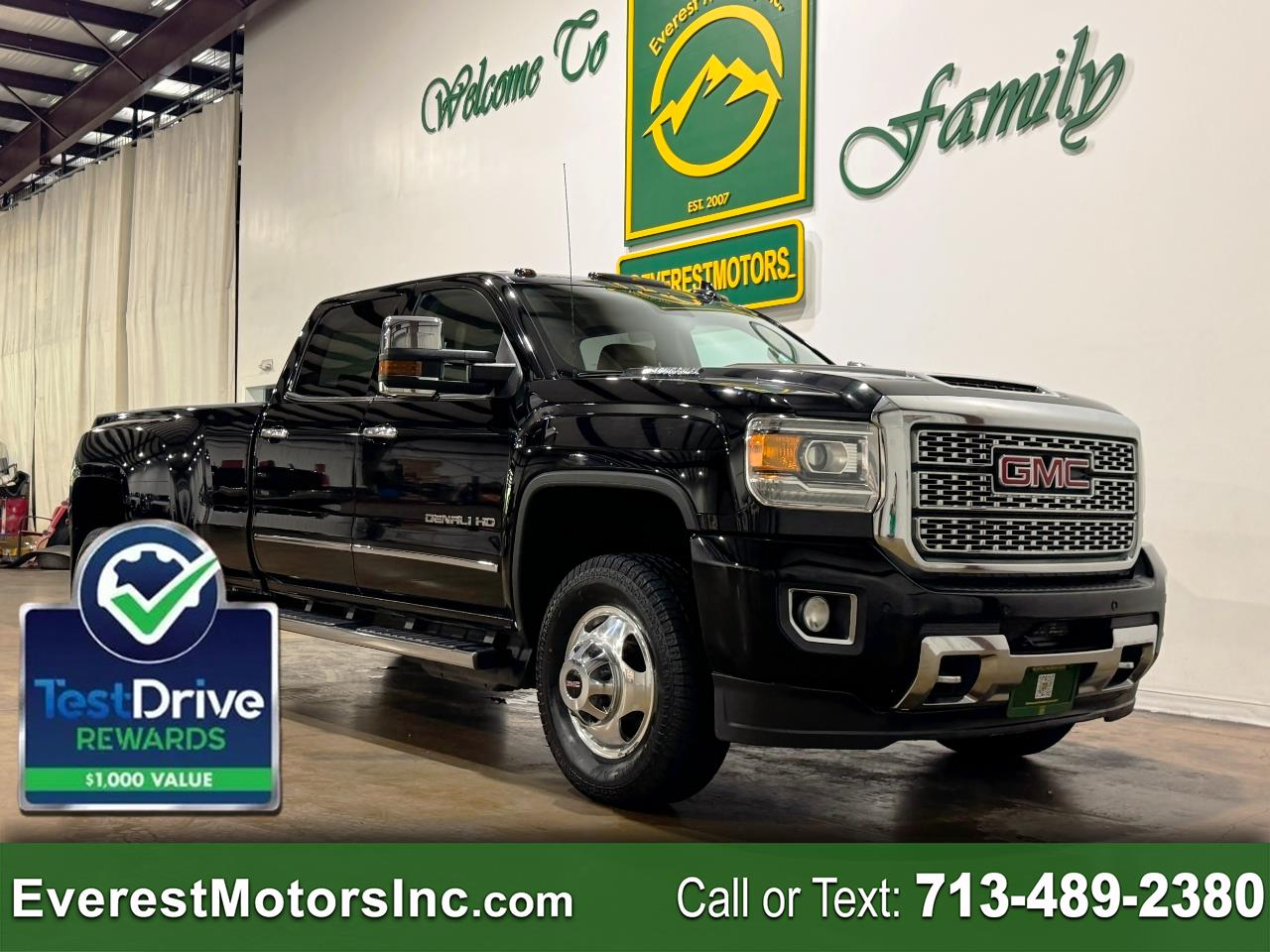 2018 GMC Sierra 4WD Crew Cab Standard Box Denali's photo