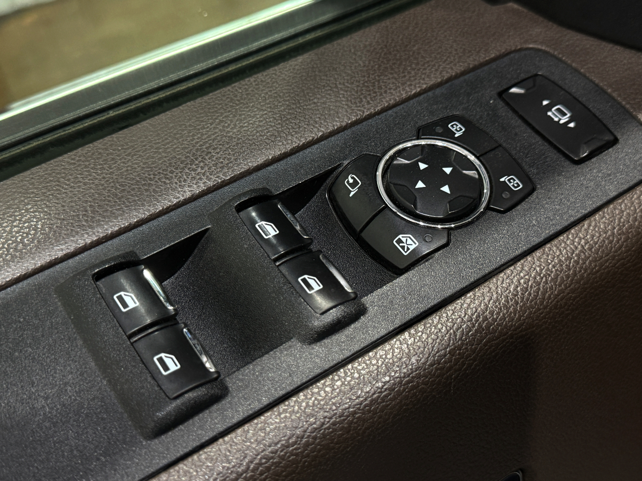 Ford Super Duty F-350 SRW  2017