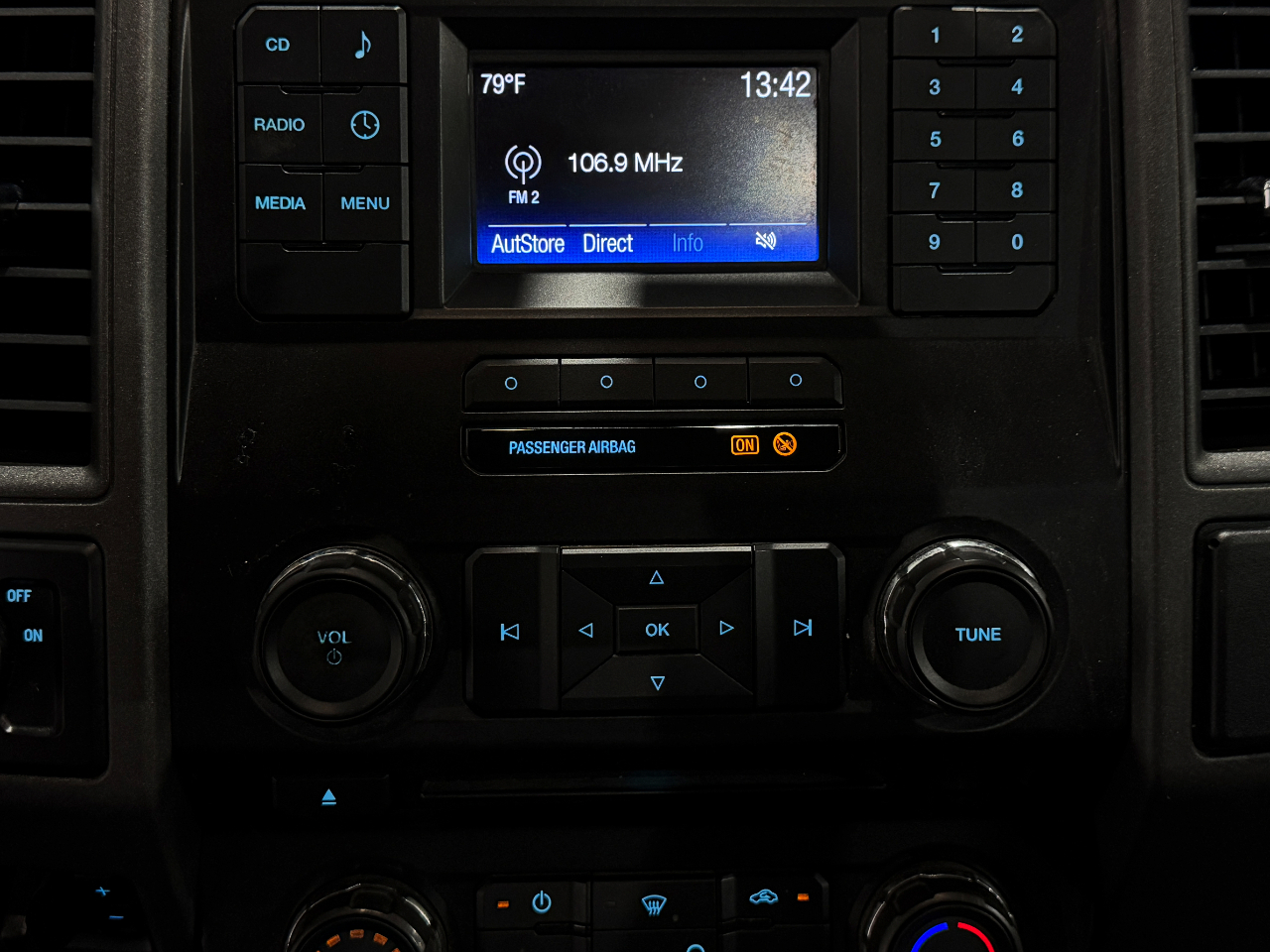 Ford Super Duty F-250 SRW  2017