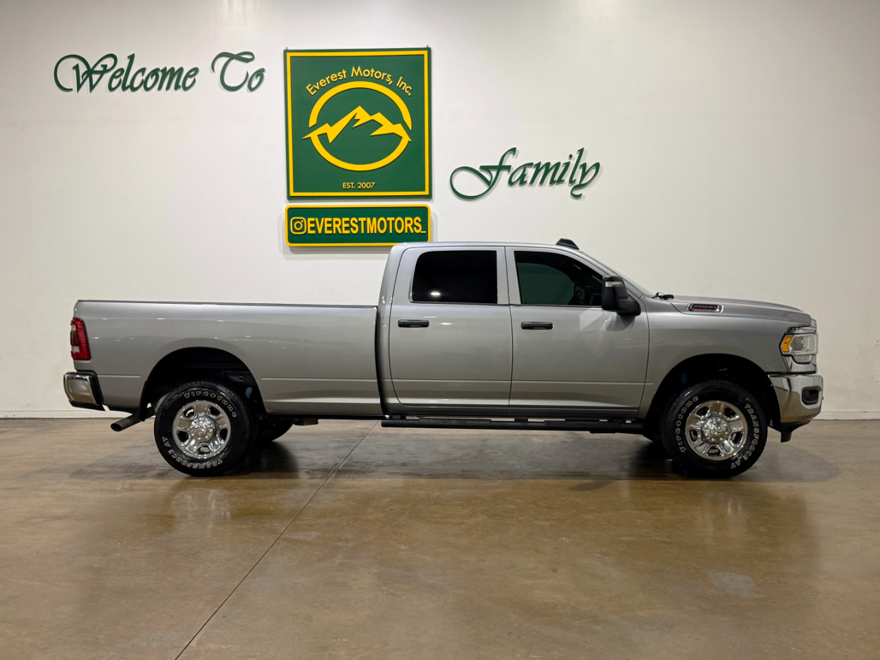 RAM 2500  2023