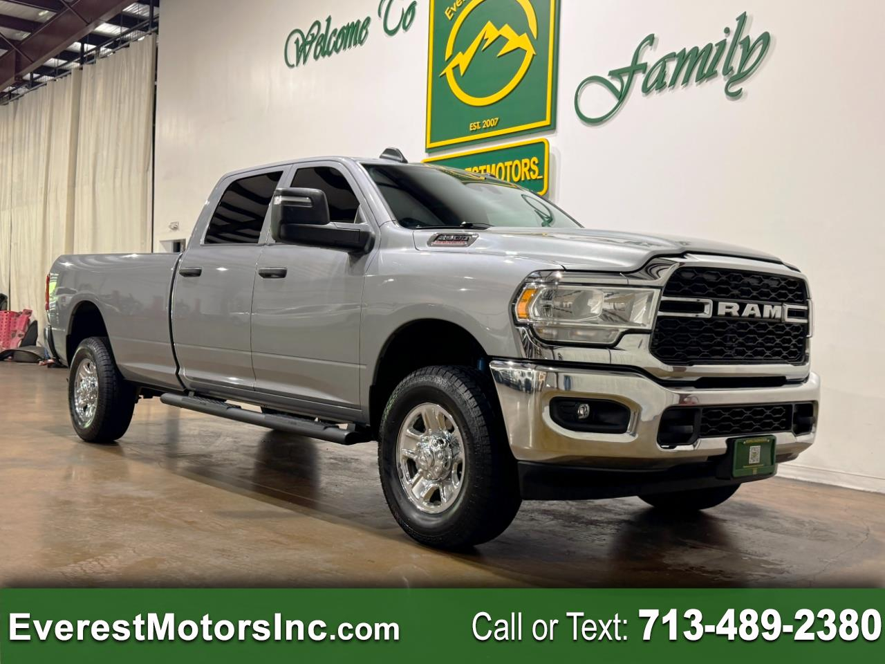 2023 RAM 2500 TRADESMAN 4X4 CREWCAB LONGBOX 6.4L V8 GAS 1OWNER