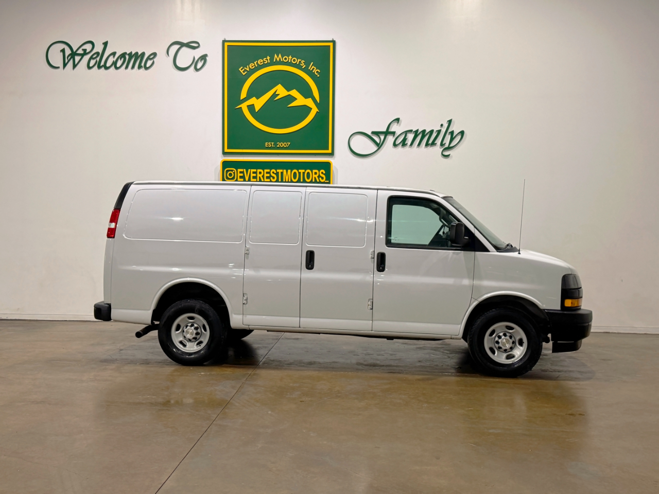 Chevrolet Express Cargo Van  2020