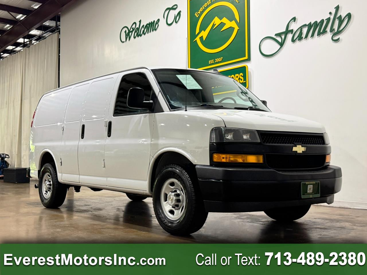 2020 Chevrolet Express 2500 Work Van HD's photo