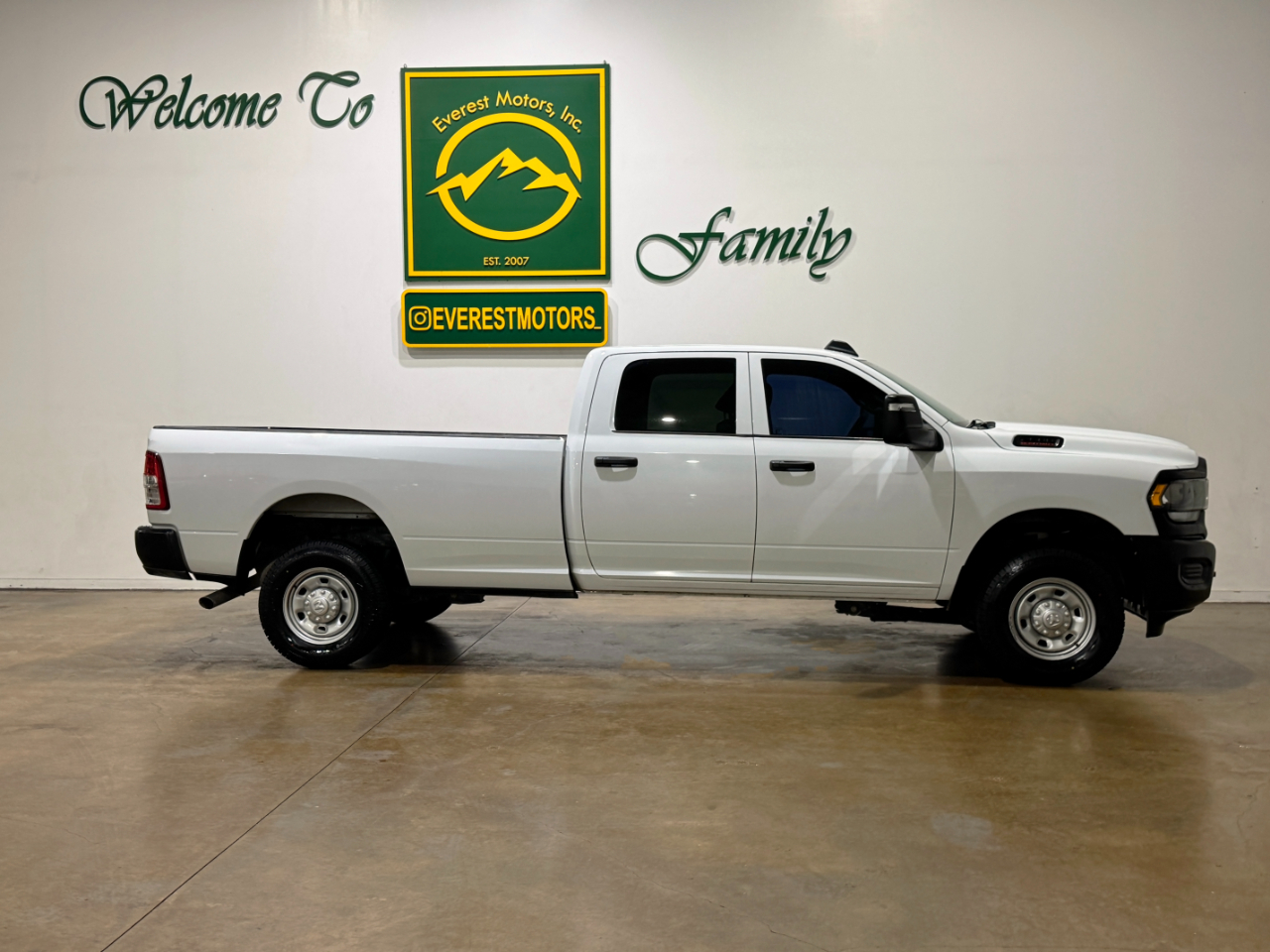 RAM 2500  2023