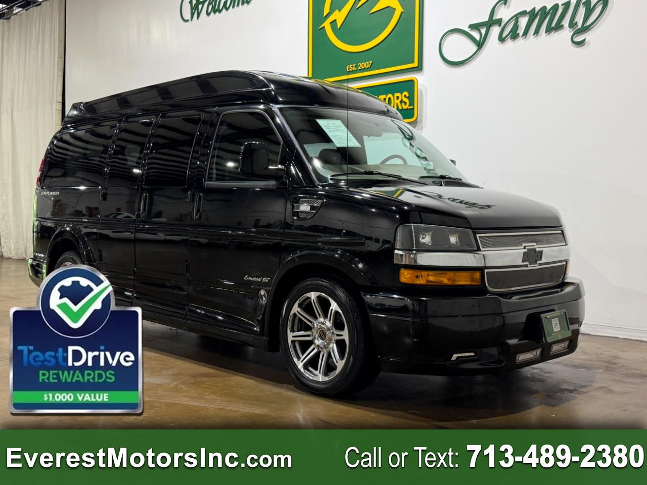 2018 Chevrolet Express 2500 Work Van HD's photo