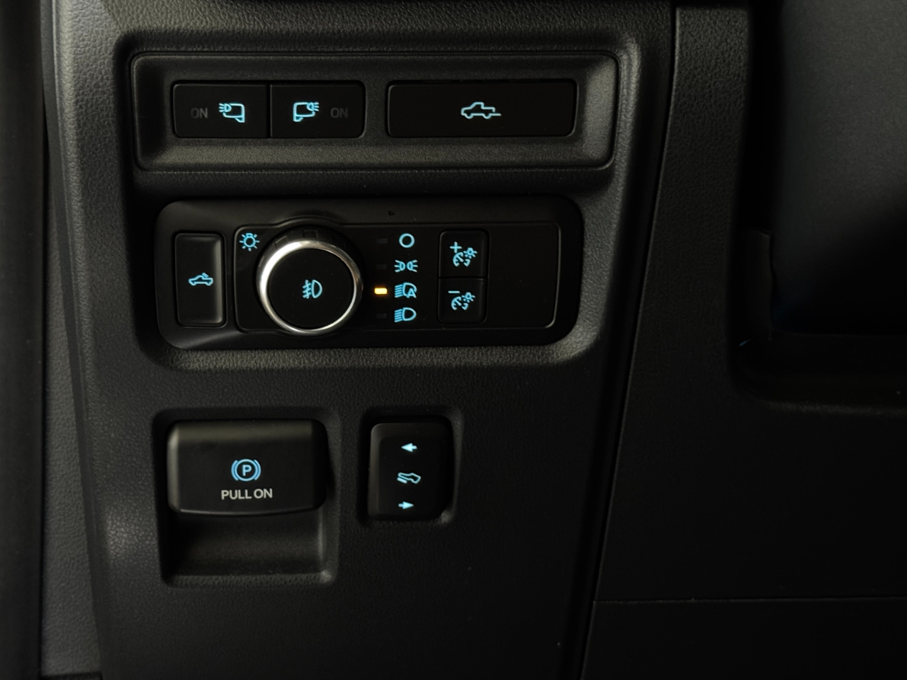 Ford F-150  2021