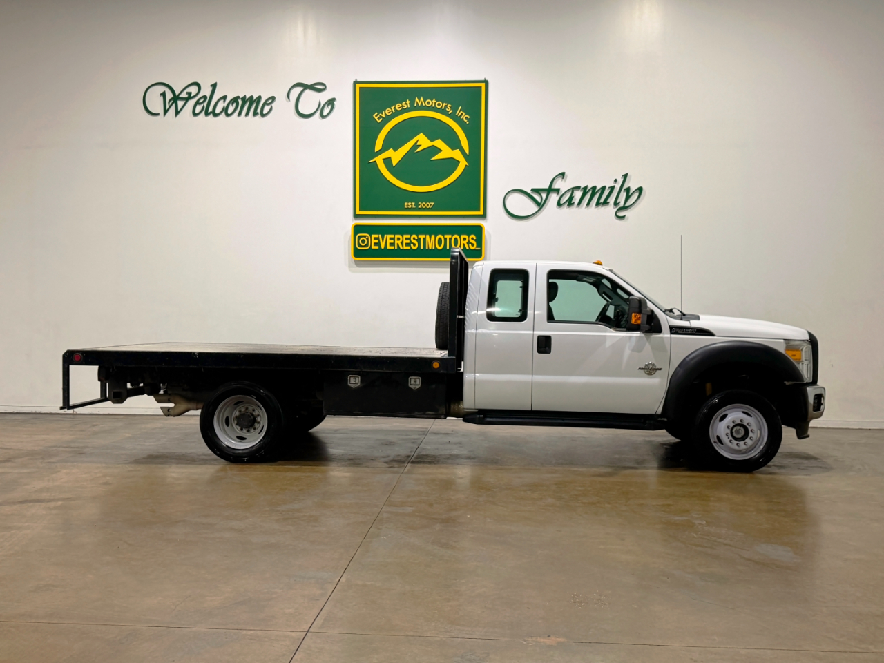 Ford Super Duty F-450 DRW  2016