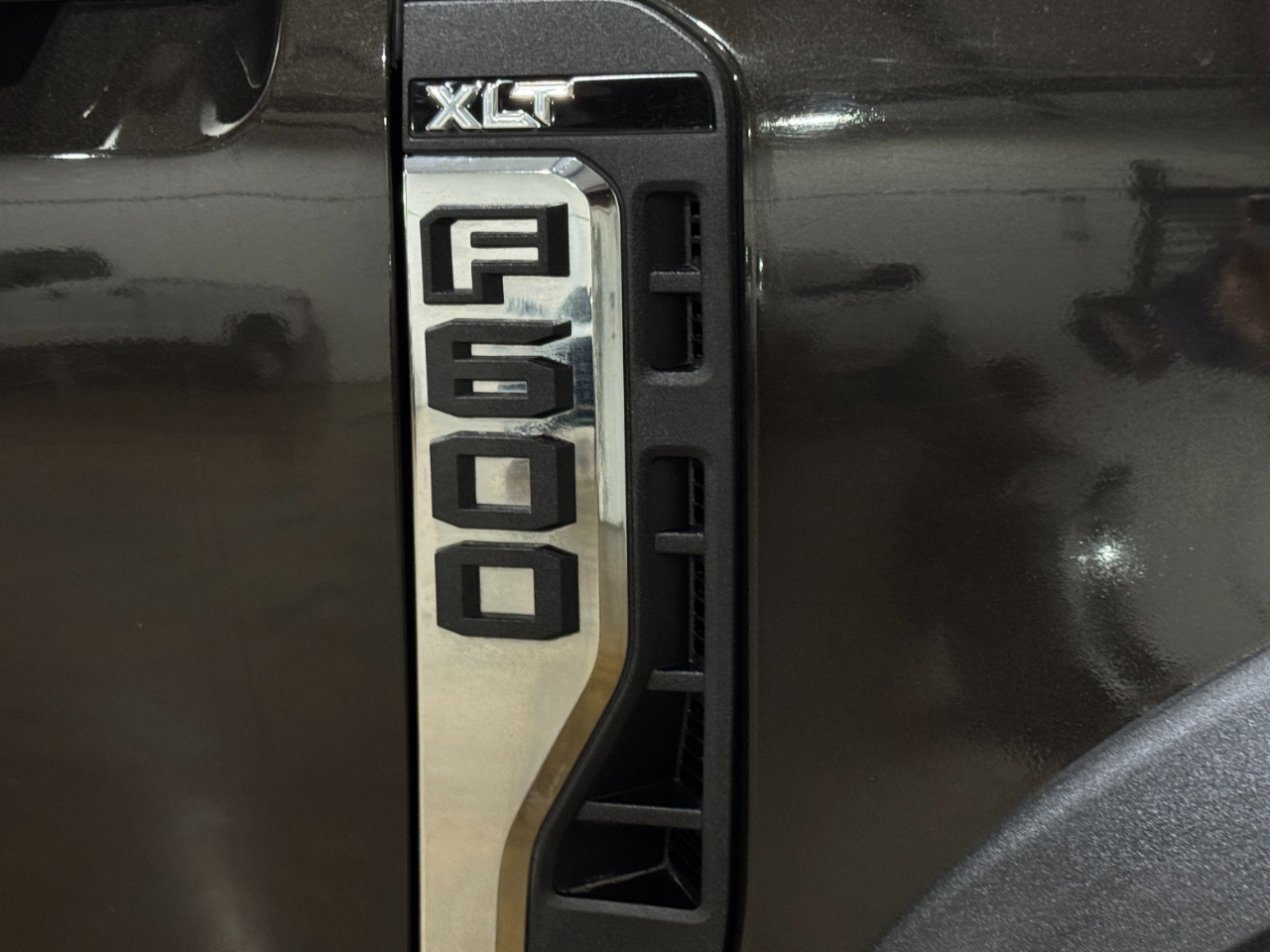 Ford Super Duty F-600 DRW  2024