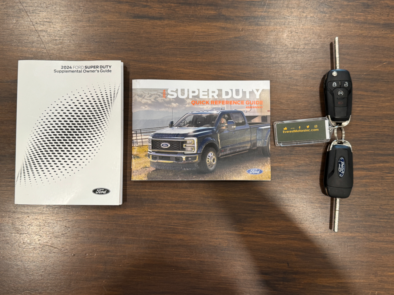 Ford Super Duty F-600 DRW  2024
