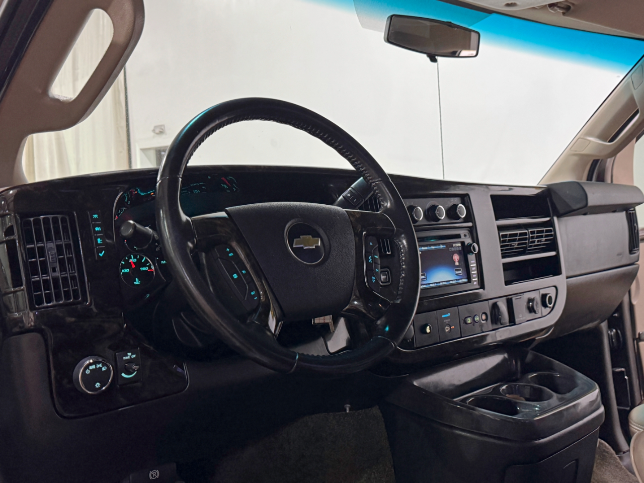 Chevrolet Express Passenger  2016