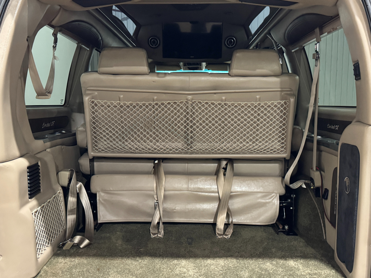 Chevrolet Express Passenger  2016