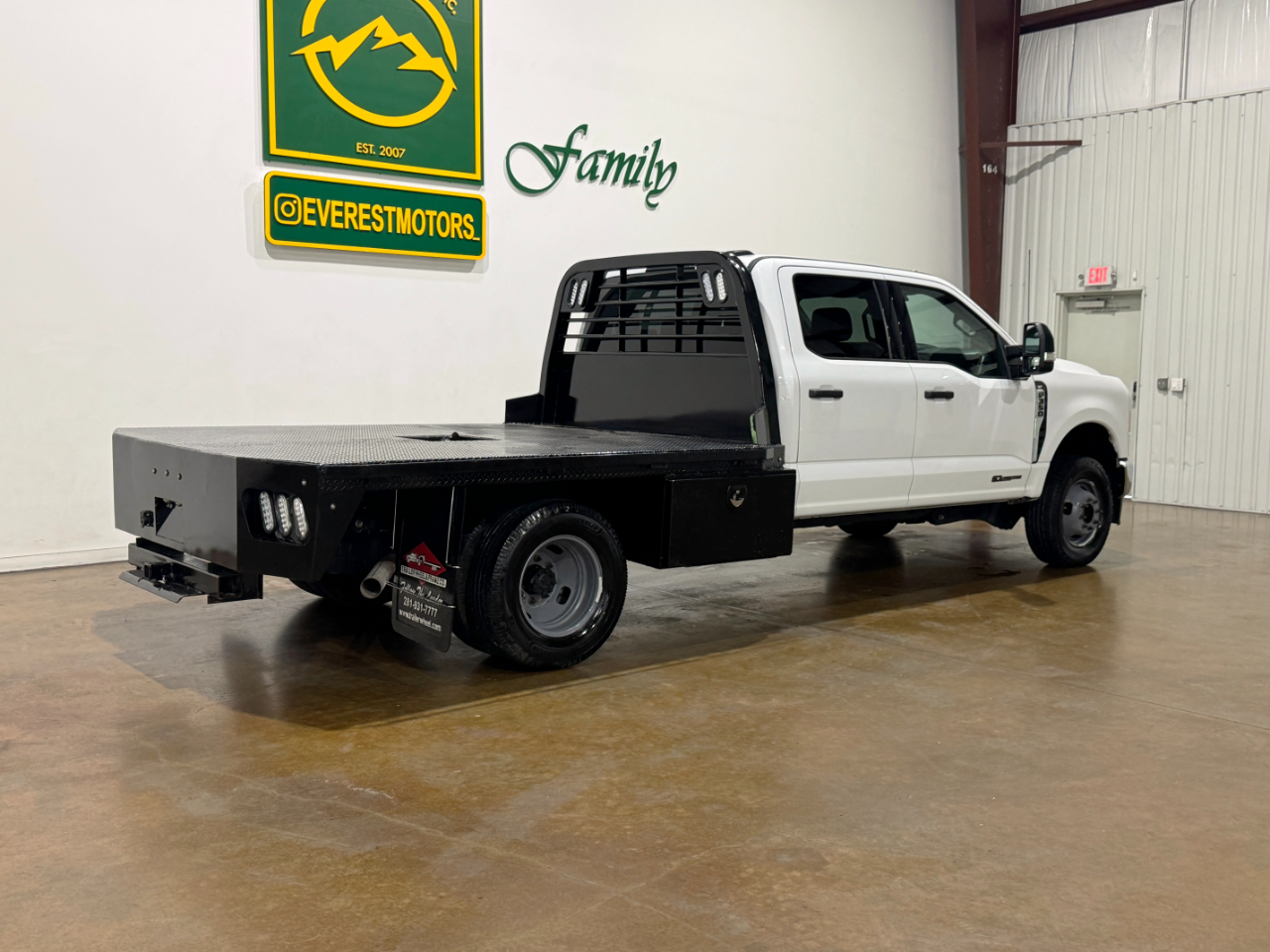 Ford Super Duty F-350 DRW  2023