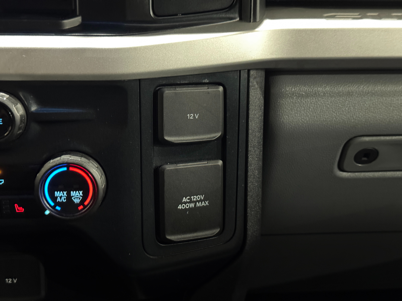 Ford Super Duty F-350 DRW  2023