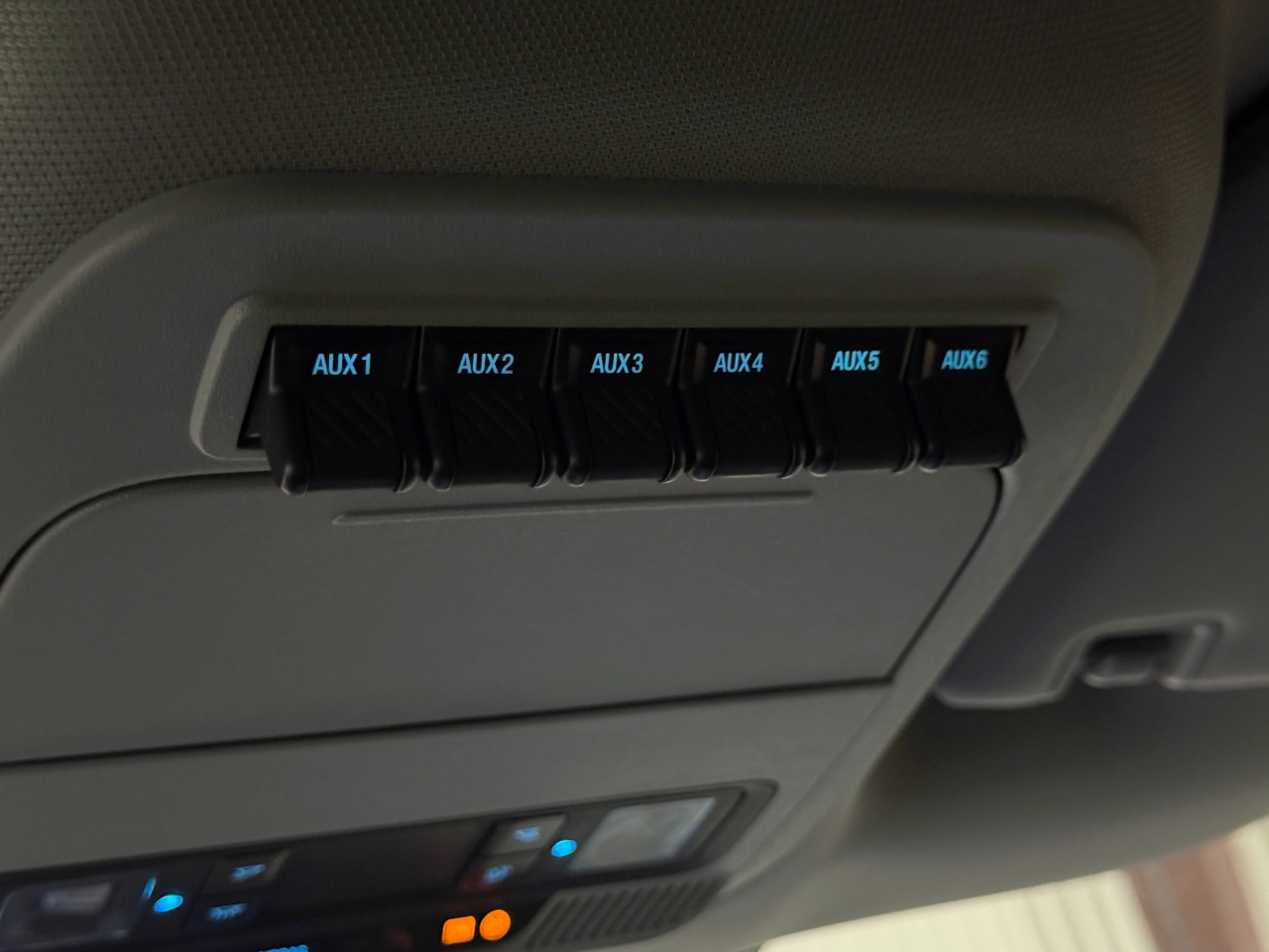 Ford Super Duty F-350 DRW  2023
