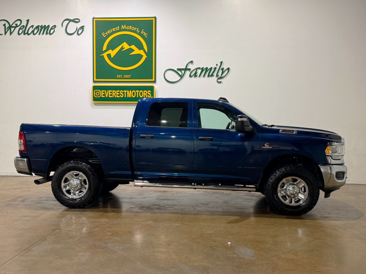 RAM 2500  2024