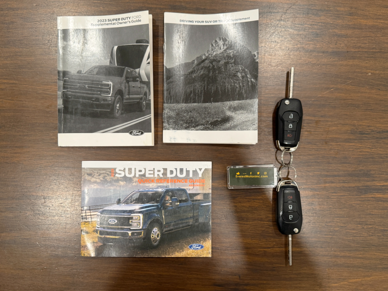 Ford Super Duty F-250 SRW  2023