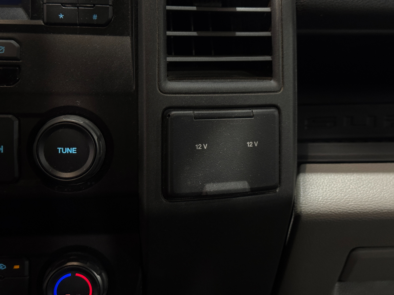 Ford Super Duty F-350 SRW  2022