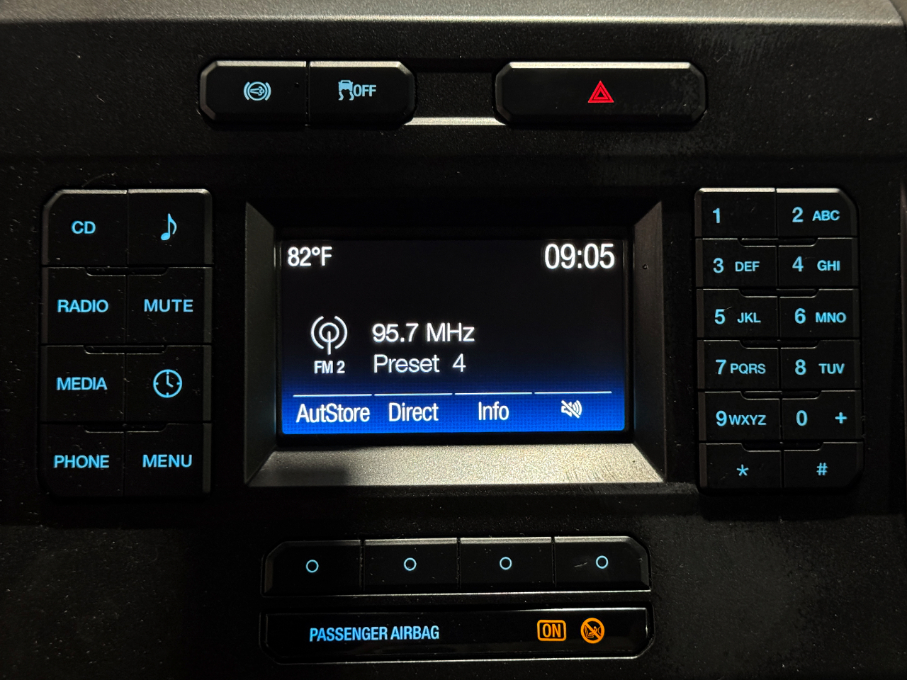 Ford Super Duty F-350 SRW  2017