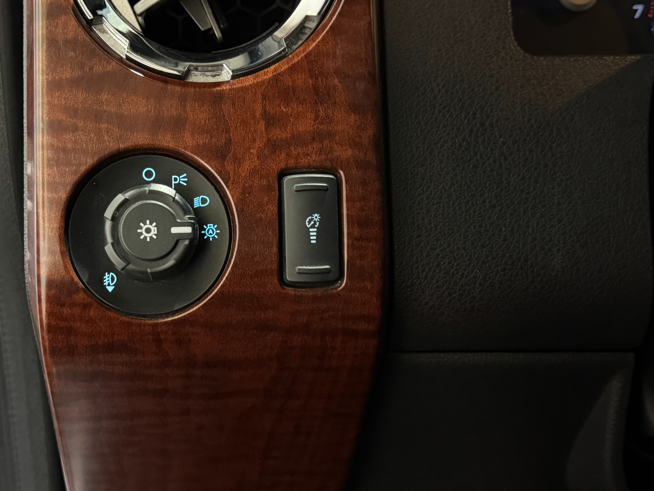 Ford Super Duty F-250 SRW  2014
