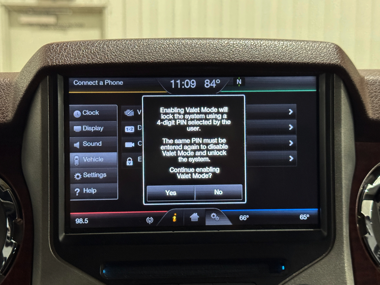 Ford Super Duty F-250 SRW  2014