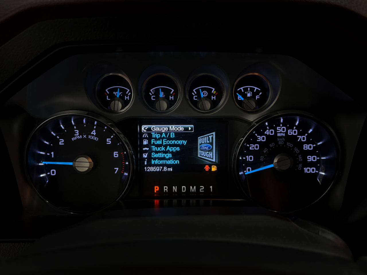 Ford Super Duty F-250 SRW  2014