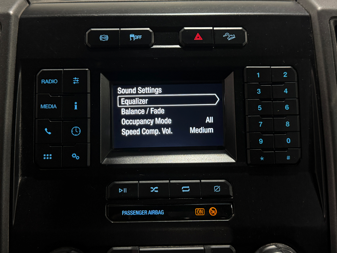 Ford Super Duty F-350 DRW  2022