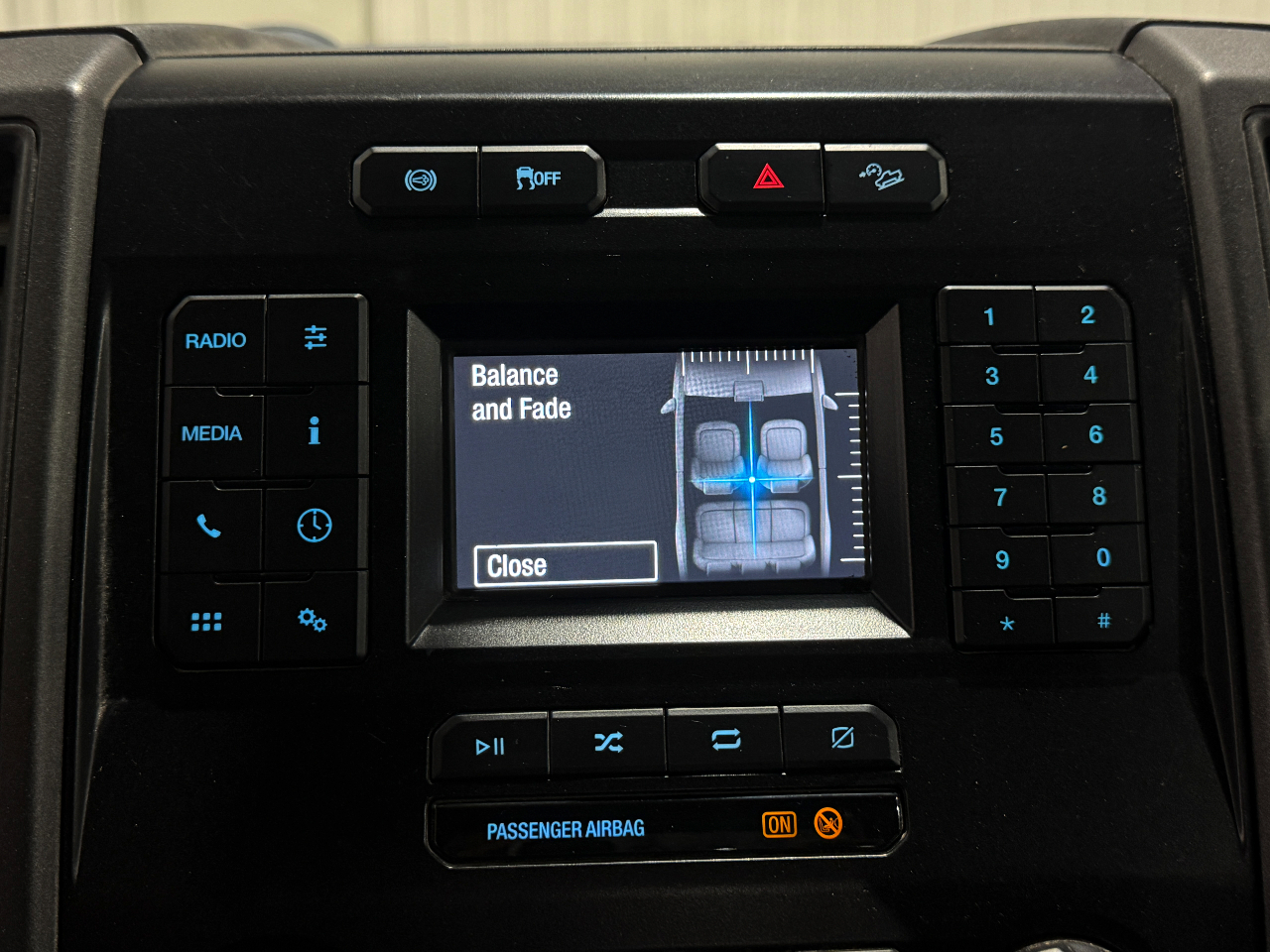 Ford Super Duty F-350 DRW  2022