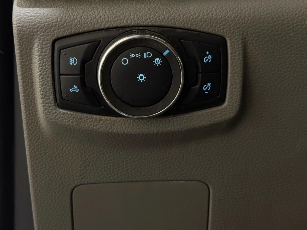 Ford Super Duty F-350 DRW  2022