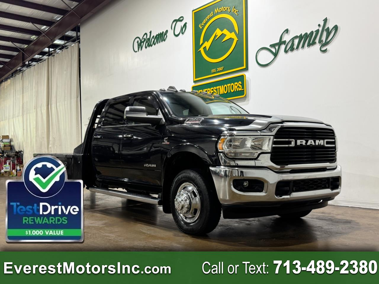 2019 RAM 3500 SLT 4X4 CREWCAB FLATBED 6.7L DIESEL AISIN