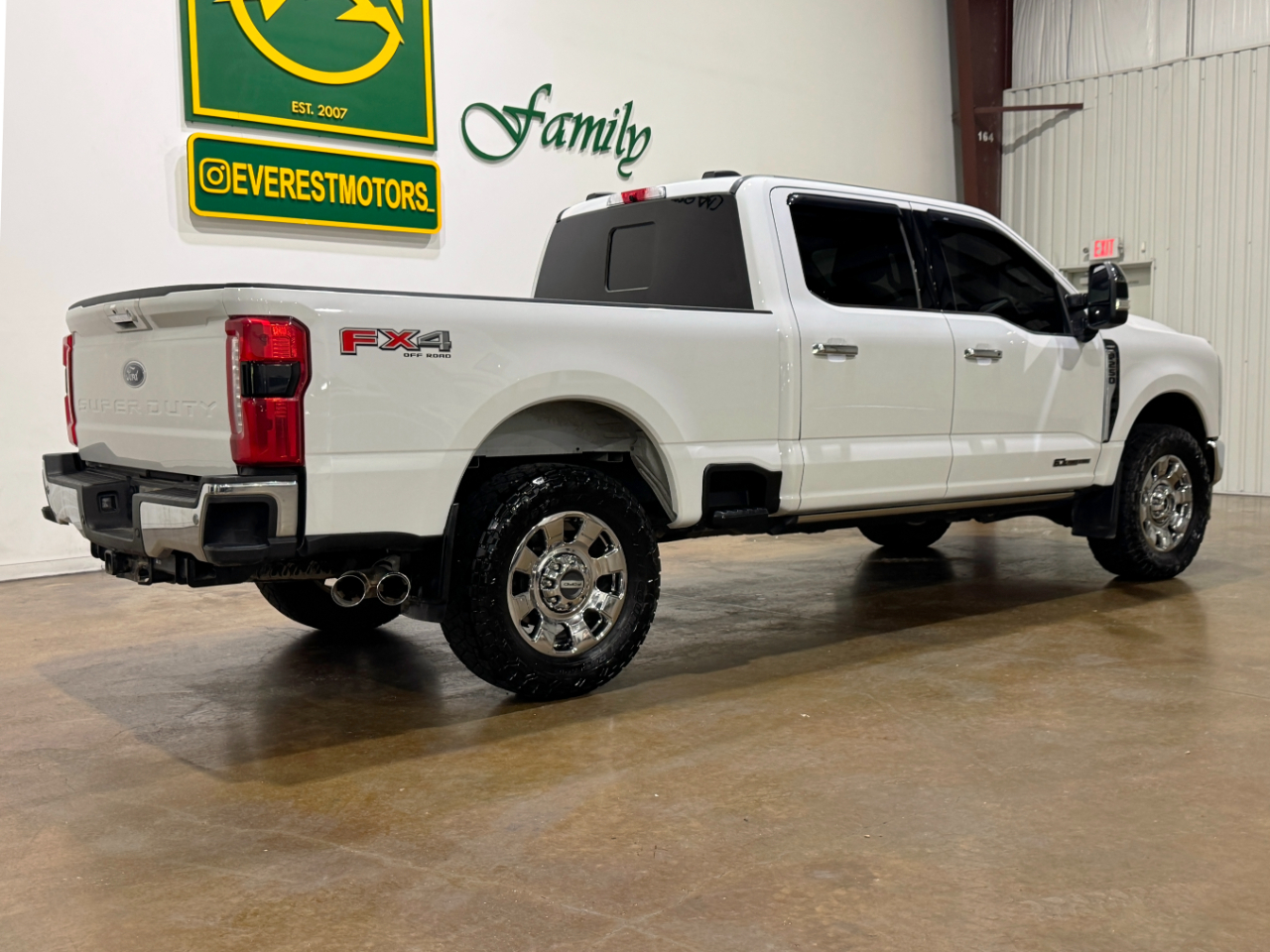 Ford Super Duty F-250 SRW  2024