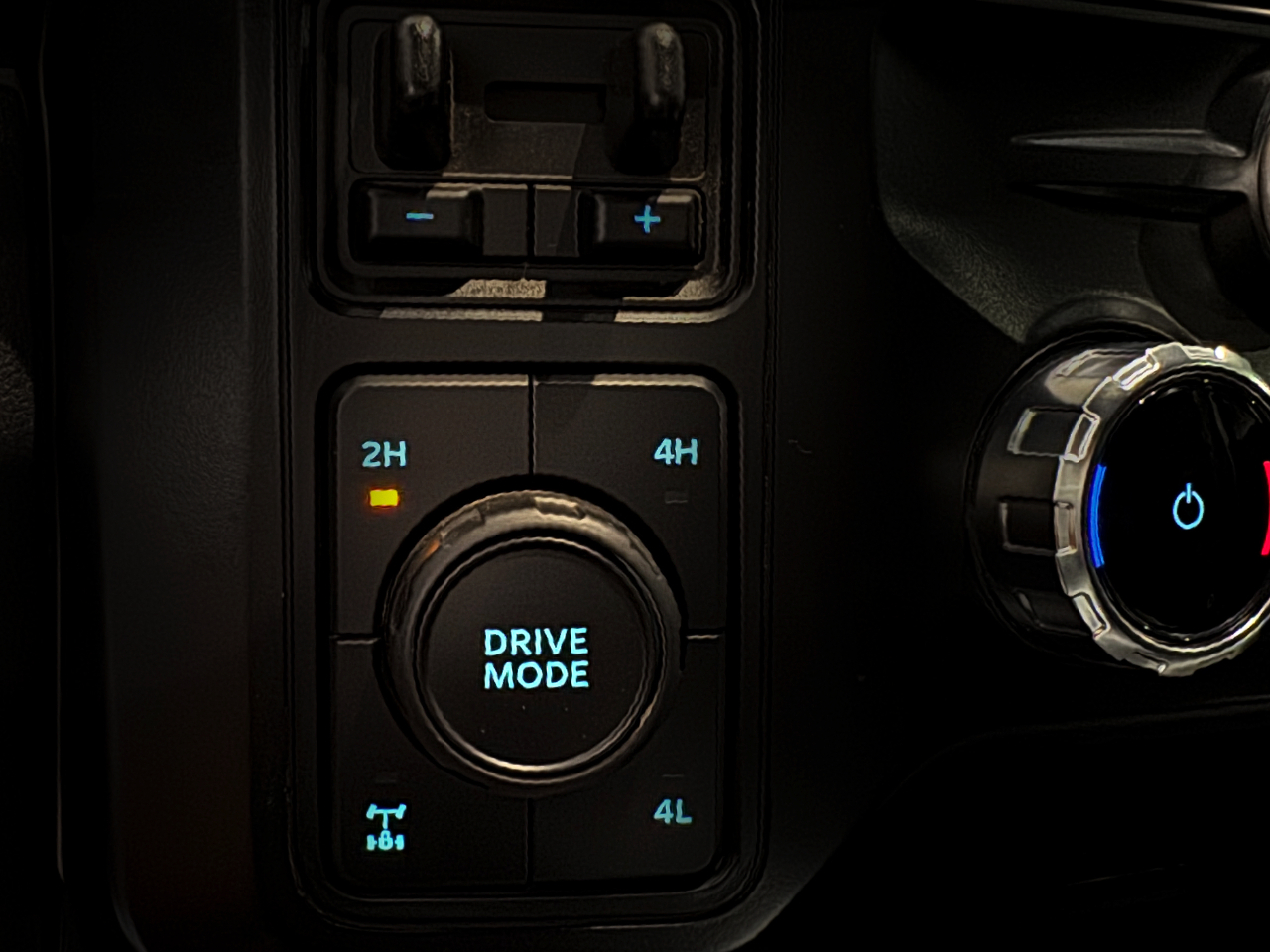 Ford Super Duty F-250 SRW  2024