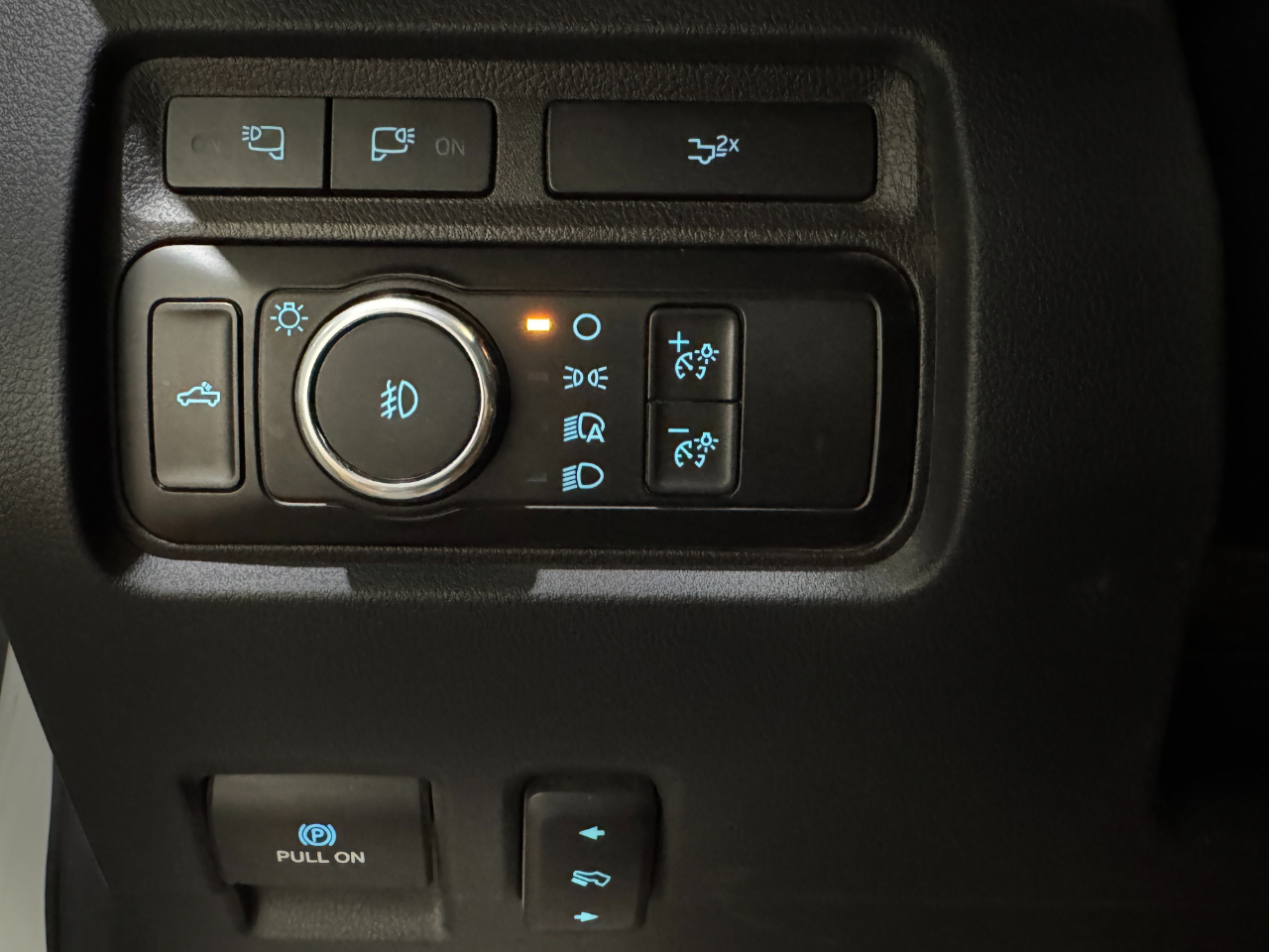 Ford Super Duty F-250 SRW  2024