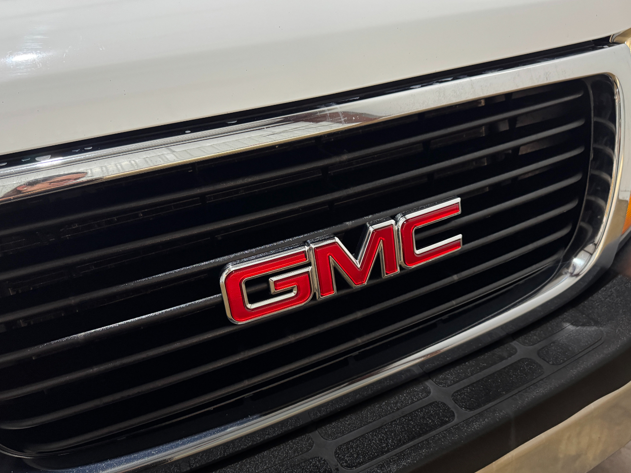 GMC Savana  2023