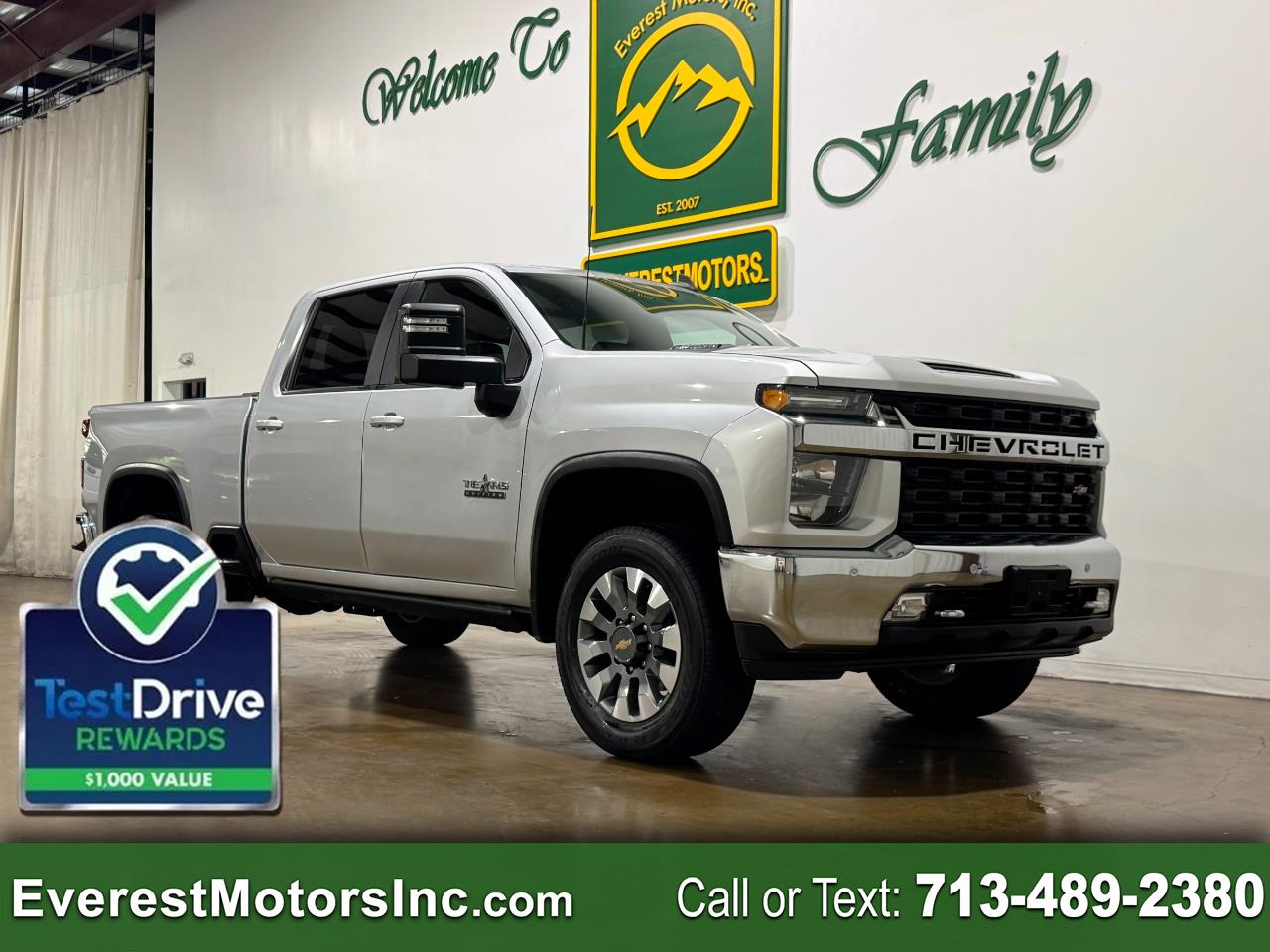 2022 Chevrolet Silverado HD LT 4WD Crew Cab Standard Box's photo