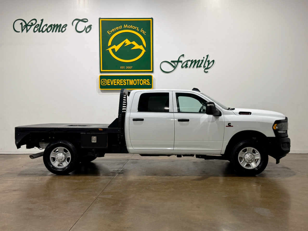 RAM 2500  2023