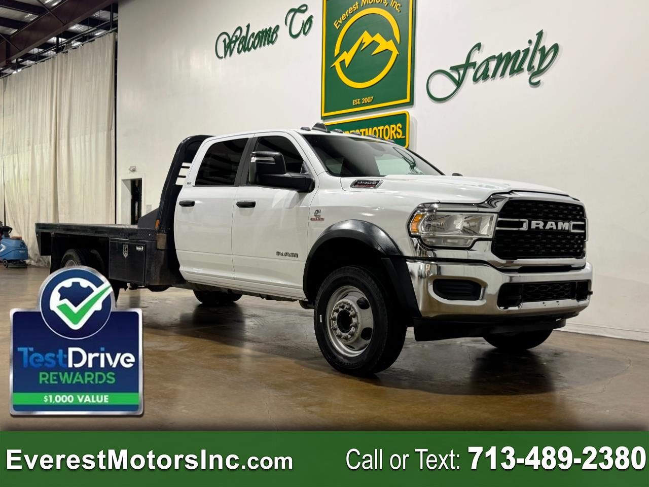 2024 RAM 5500 SLT 4X4 CREW 11FT FLATBED 6.7L DIESEL AISIN 1OWNER