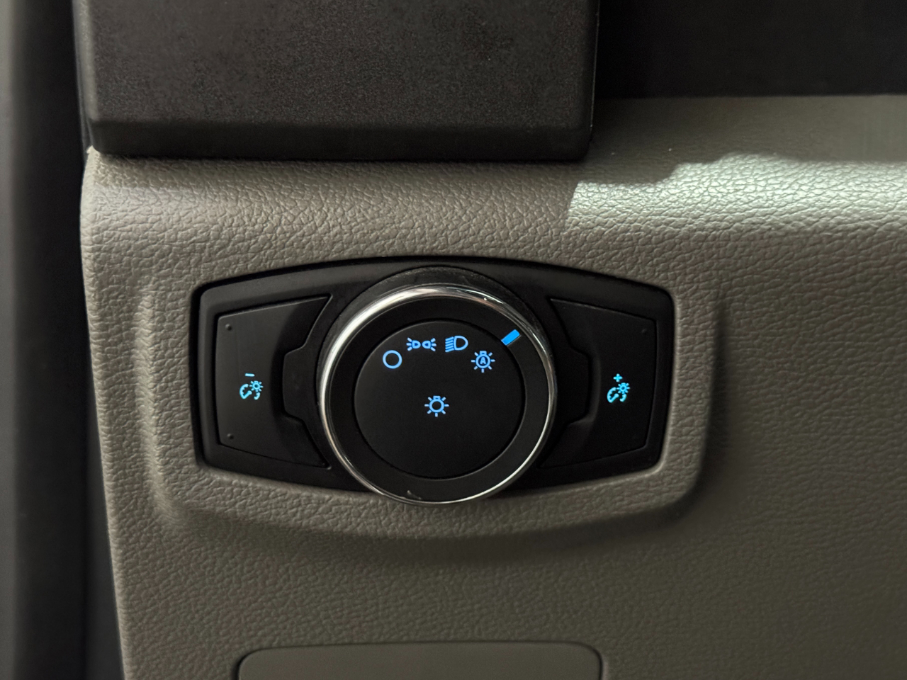 Ford Super Duty F-550 DRW  2017