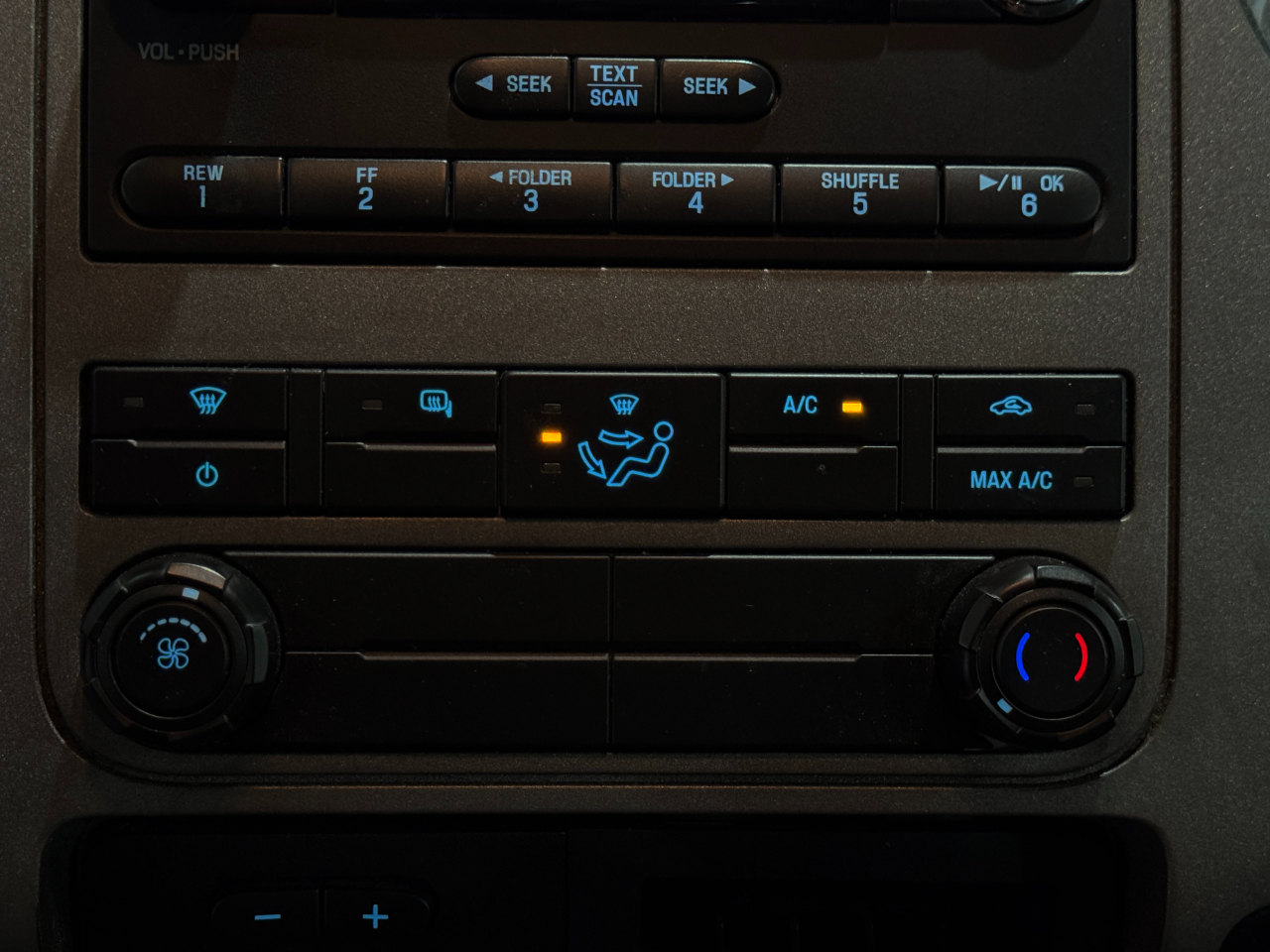 Ford Super Duty F-250 SRW  2012