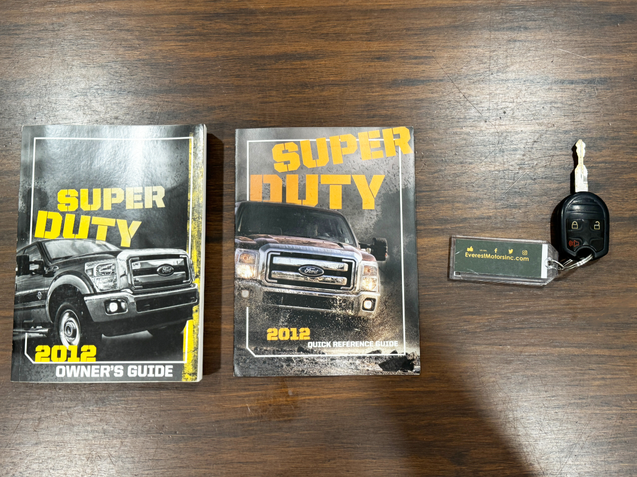 Ford Super Duty F-250 SRW  2012