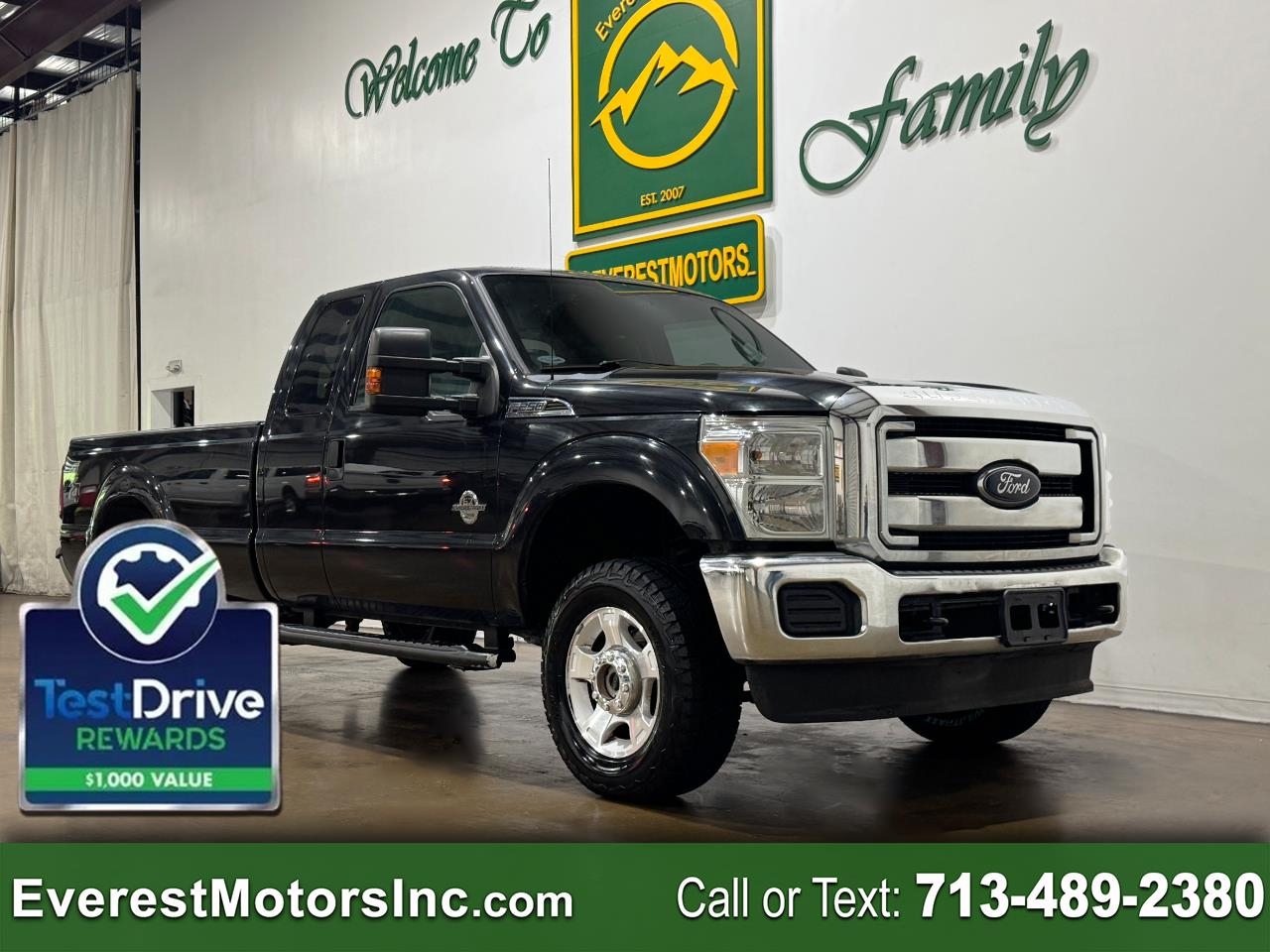 Ford Super Duty F-250 SRW  2012