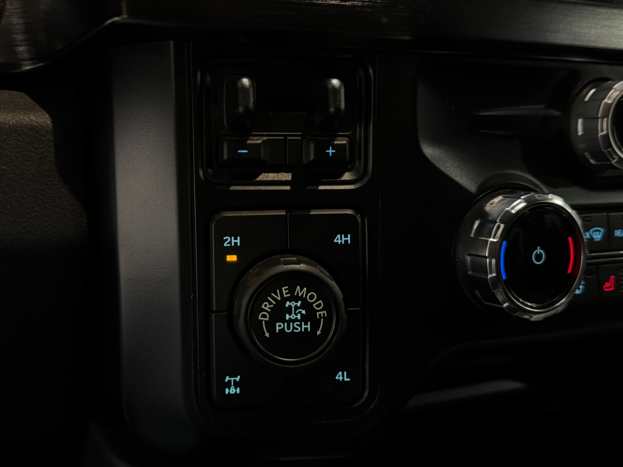 Ford Super Duty F-250 SRW  2024