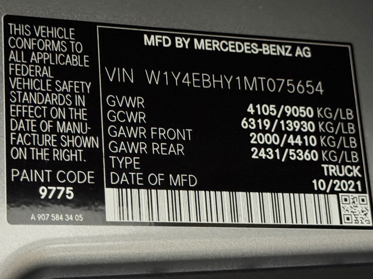 Mercedes-Benz Sprinter Cargo Van  2021