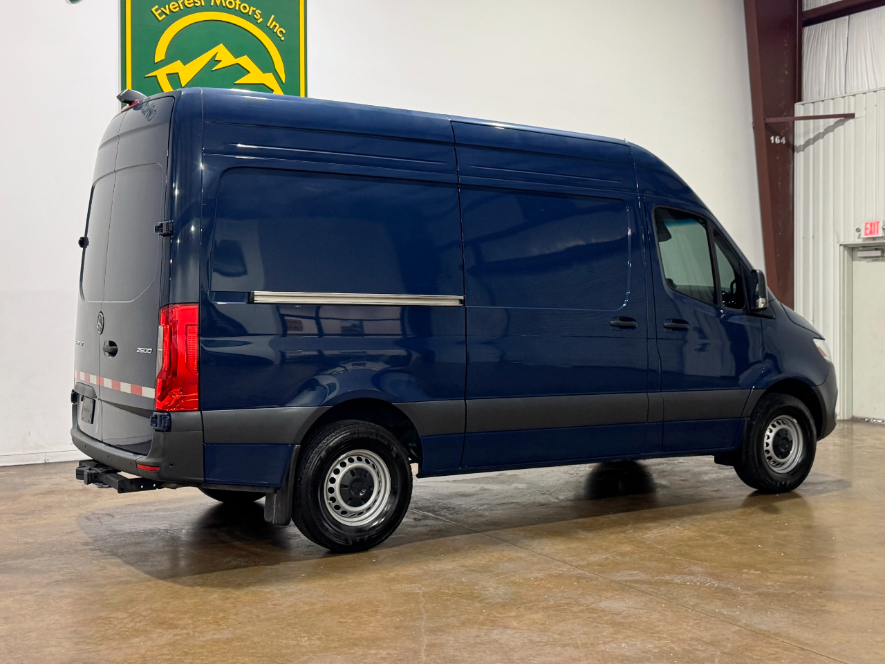 Mercedes-Benz Sprinter Cargo Van  2024