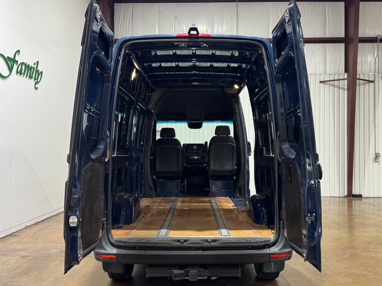 Mercedes-Benz Sprinter Cargo Van  2024