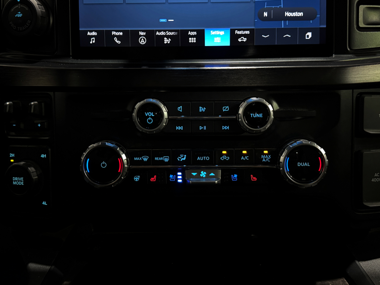Ford Super Duty F-350 DRW  2023