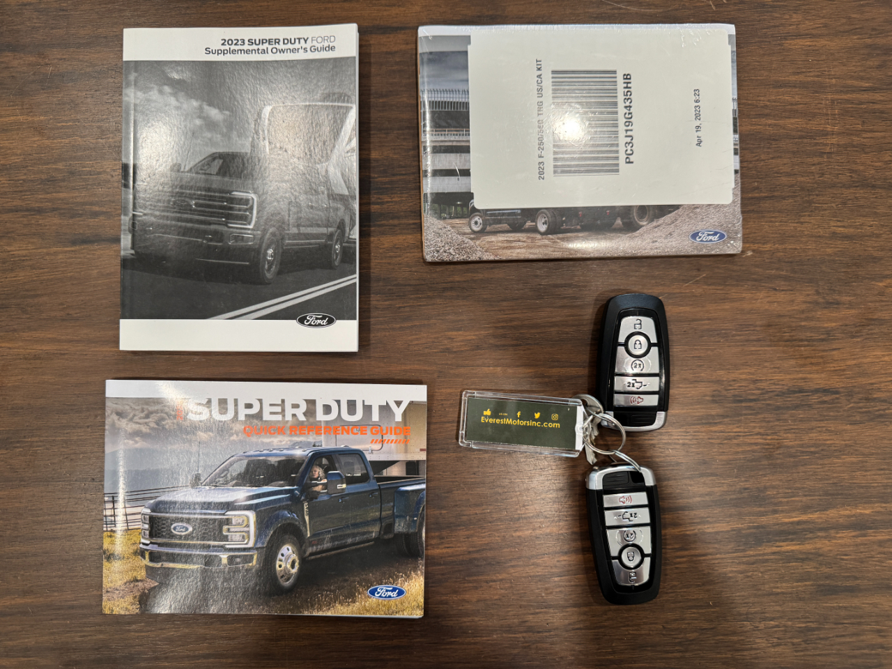 Ford Super Duty F-350 DRW  2023