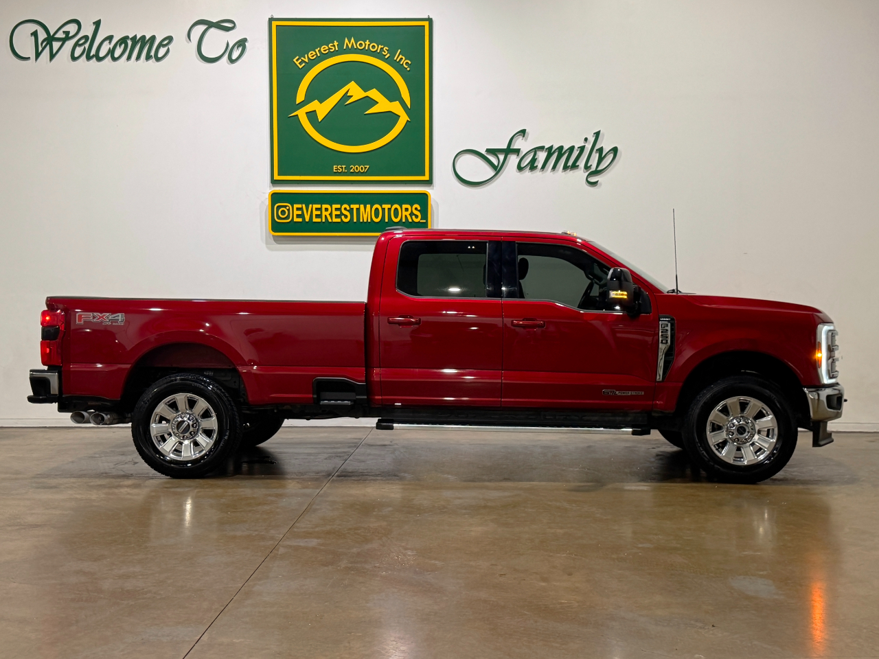 Ford Super Duty F-250 SRW  2024