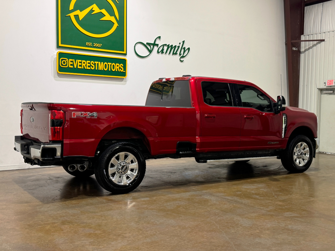 Ford Super Duty F-250 SRW  2024